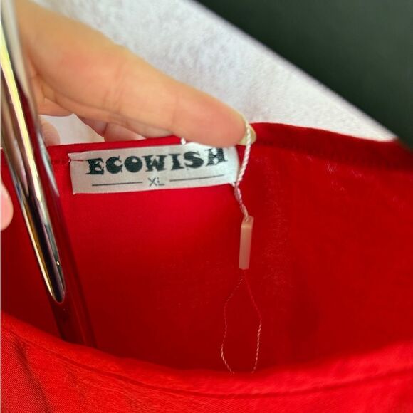 Red Ruffled Flutter Sleeve Blouse - Picture 3 of 3